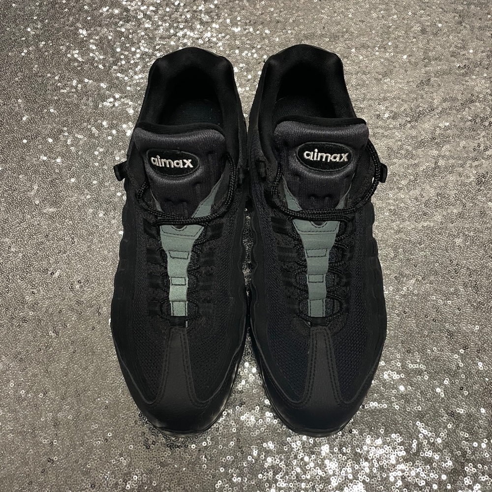 Nike Air Max 95 Men’s Sz 10 Black